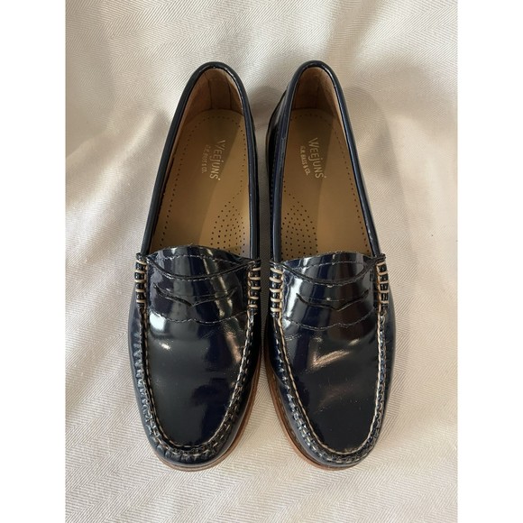 Weejuns G.H. Bass & Co.  Navy Blue Patent Leather Slip Of Flat Loafer Women’s 6 - Picture 1 of 11